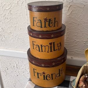 FarmHouse Country 3 Stackable Country Boxes Faith, Family & Friends  $50 Storage